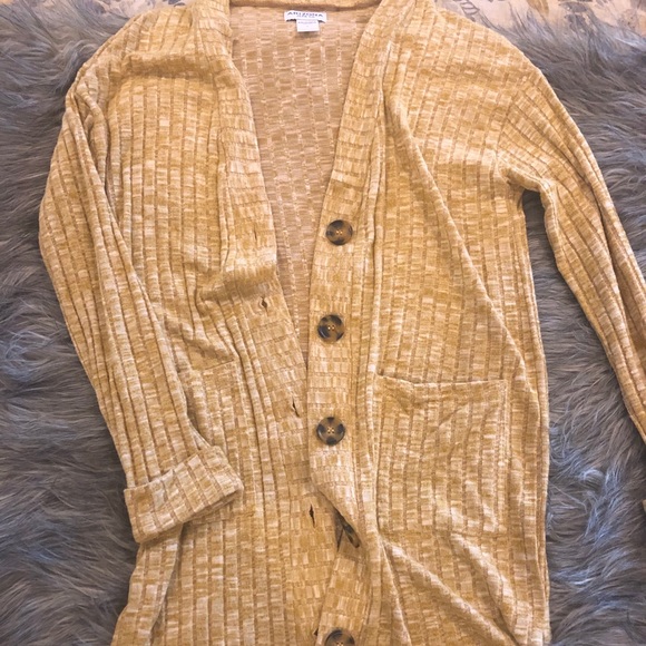 Ladies cardigan - Picture 1 of 3